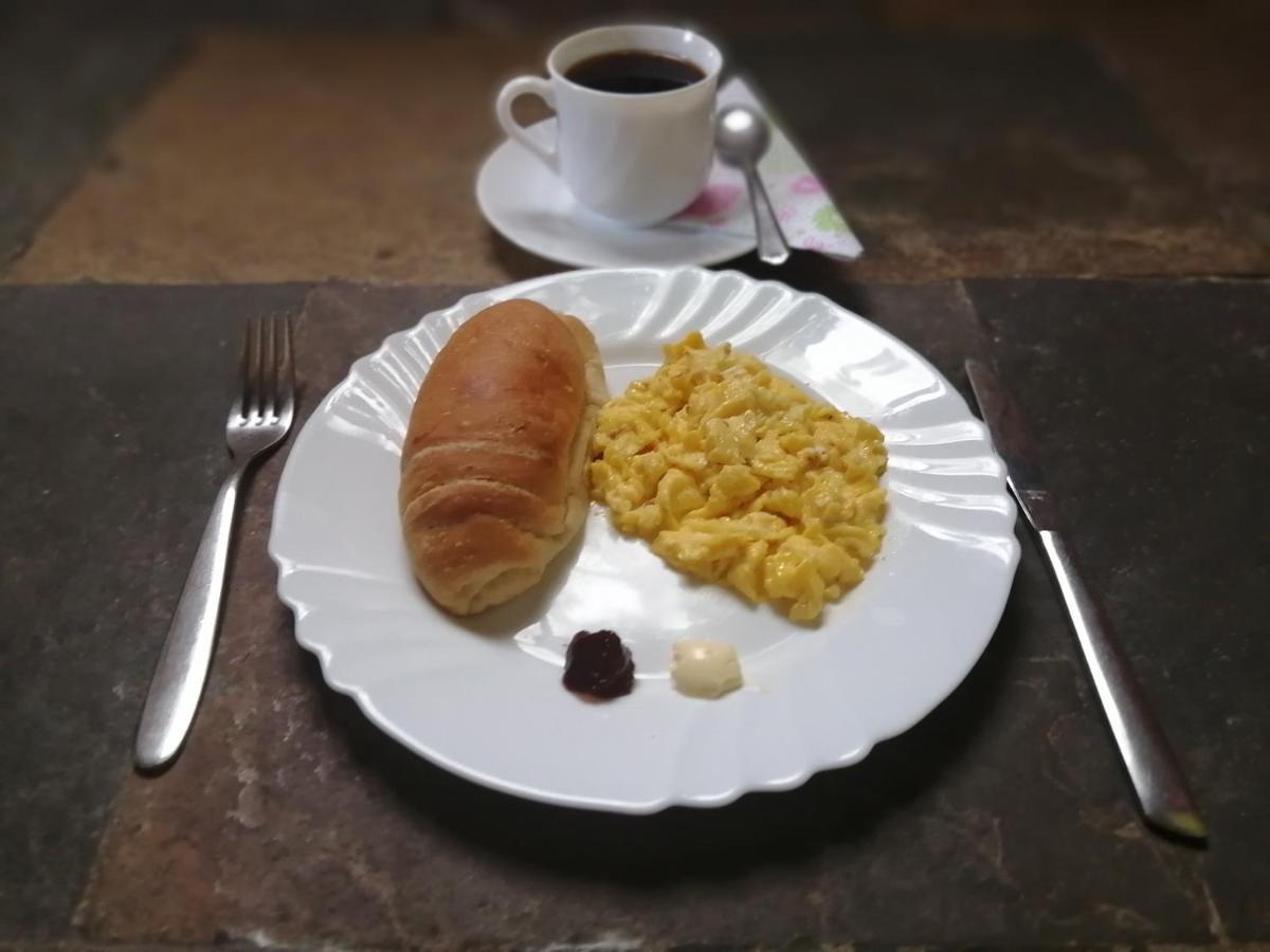 ホテル La Casa モンピチェ エクステリア 写真
